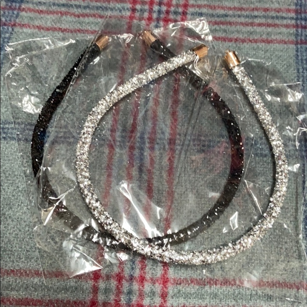 Pair of headbands